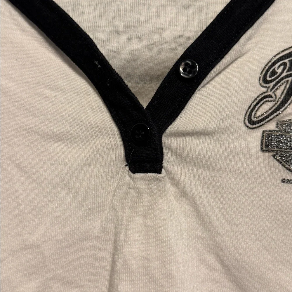 Harley-Davidson Long Sleeve V-Neck Tee XS Ketchikan AK 2013 Black White Classic